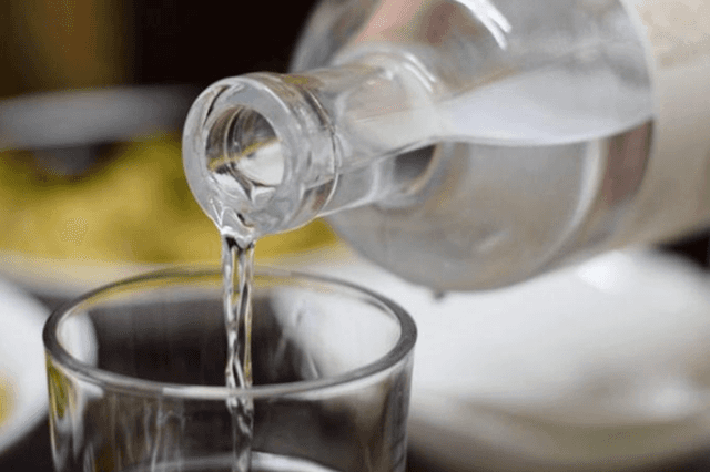 超市里3款酒“真憋屈”!明明是糧食好酒,卻因包裝遭人嫌棄 第5張 超市里3款酒“真憋屈”!明明是糧食好酒,卻因包裝遭人嫌棄 第5張