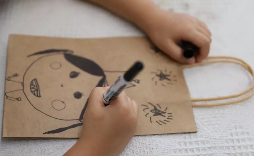 美工教室 | 牛皮紙袋創意畫  第6張