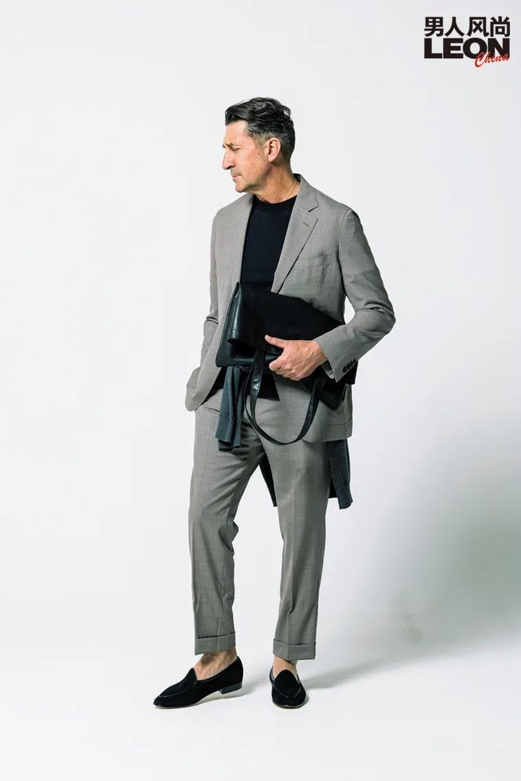 就現(xiàn)在!手提袋就要選稍大號 第6張 就現(xiàn)在!手提袋就要選稍大號 第6張