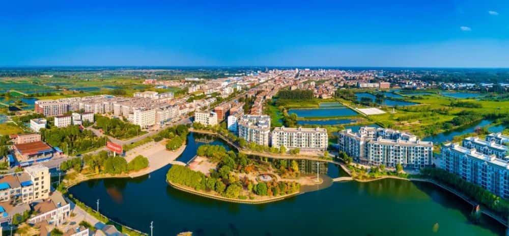 《湖北日?qǐng)?bào)》頭版頭條：“一塊布”上“三升級(jí)”——仙桃非織造布產(chǎn)業(yè)轉(zhuǎn)型升級(jí)一年間  第6張