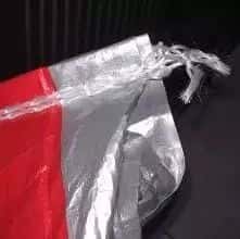 【小竅門】大米袋、面粉袋不會拆？記住這幾個字，秒拆所有面粉袋！