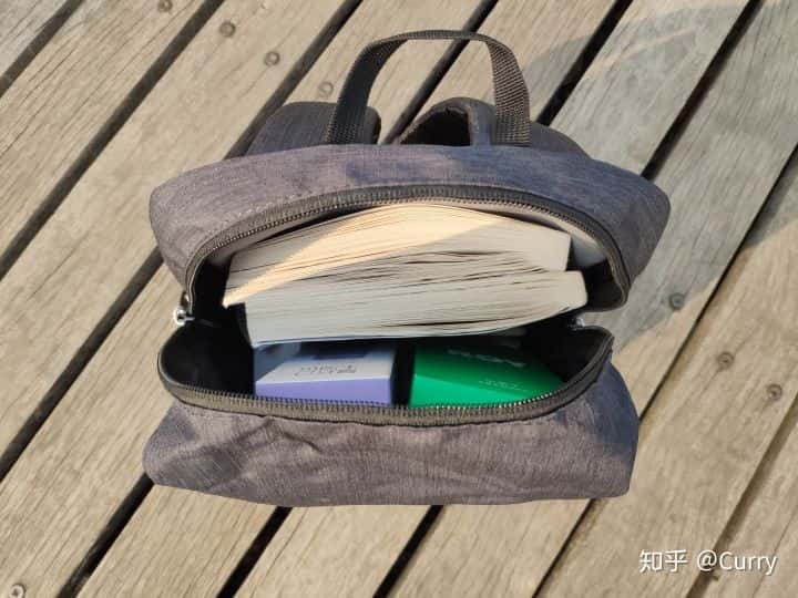 年輕人的第一款小背包——小米小背包評測  第18張