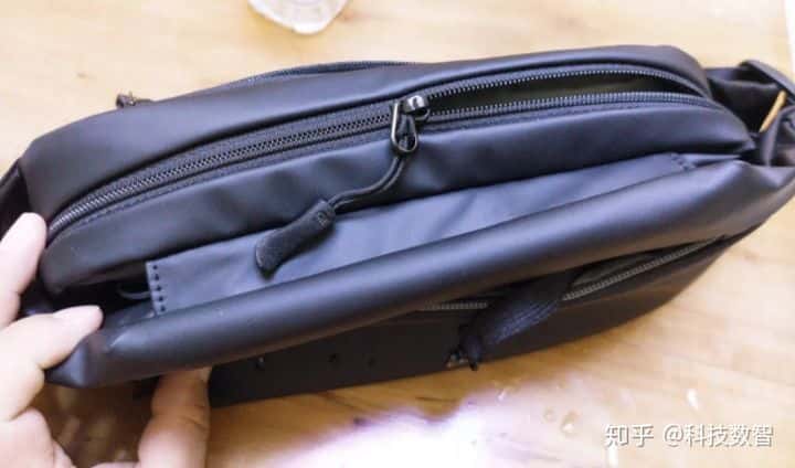 跑步必入實用品推薦——小米運動休閑胸包實測 第2張 跑步必入實用品推薦——小米運動休閑胸包實測 第2張